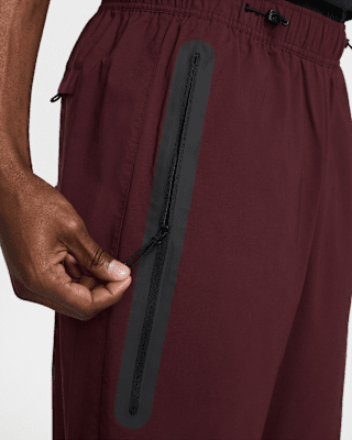 Nike Tech Men's Woven Oversized Pants. Nike.com
